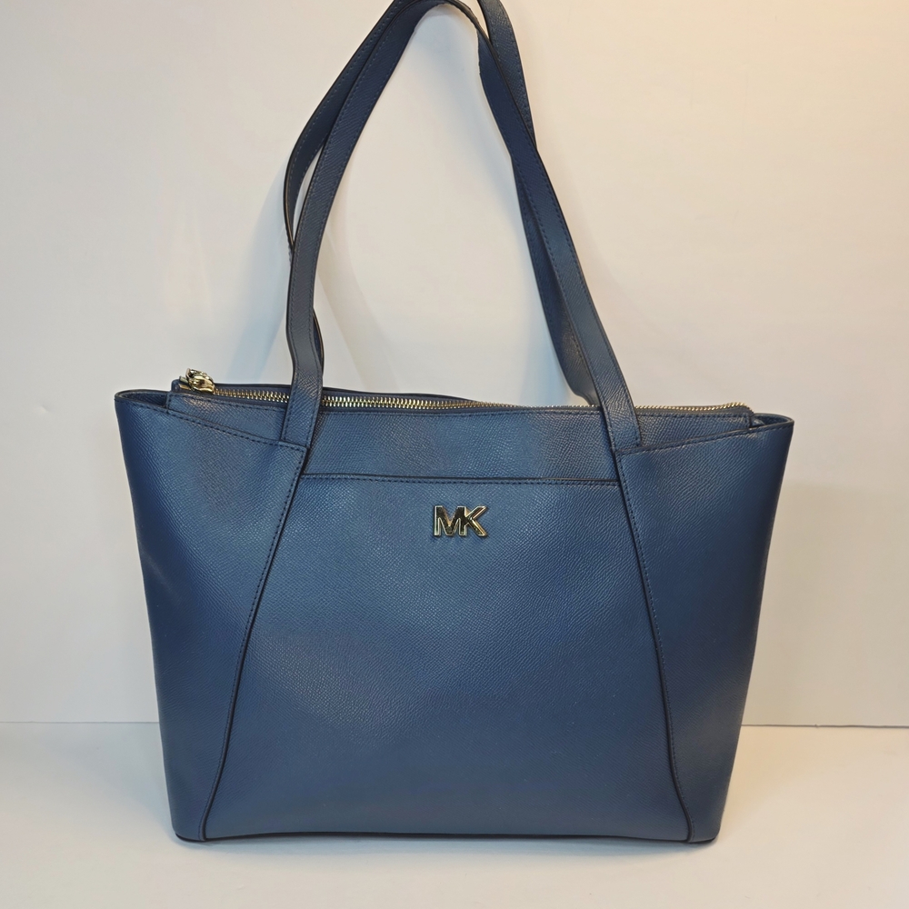 MICHAEL Michael KorsMaddie Medium Blue Crossgrain Leather Tote Bag